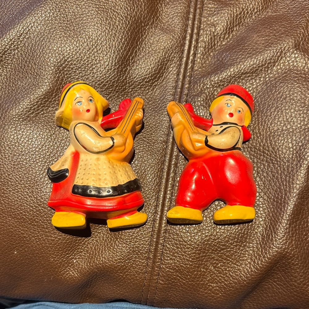 Vintage Devon ware chalkware Dutch girl and boy